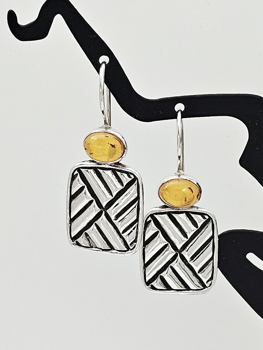 Silpada Rare Sterling Silver Amber Cabochon Rectangular Chevron Earrings W1451